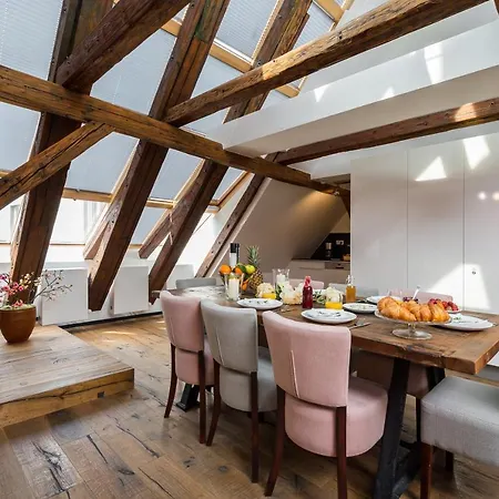 Apartament Empirent Mala Strana